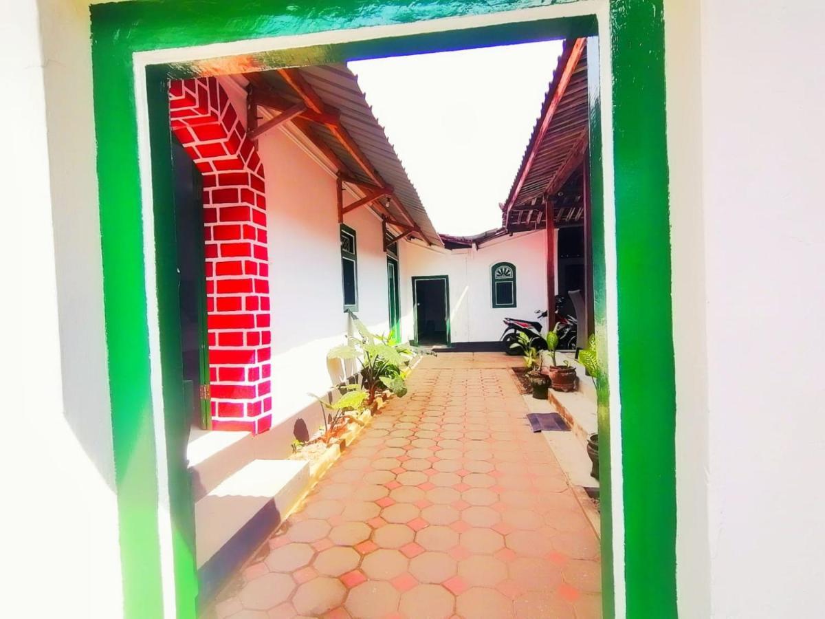 Reddoorz Syariah @ Ndalem Kembang Sore Jogyakarta Zewnętrze zdjęcie