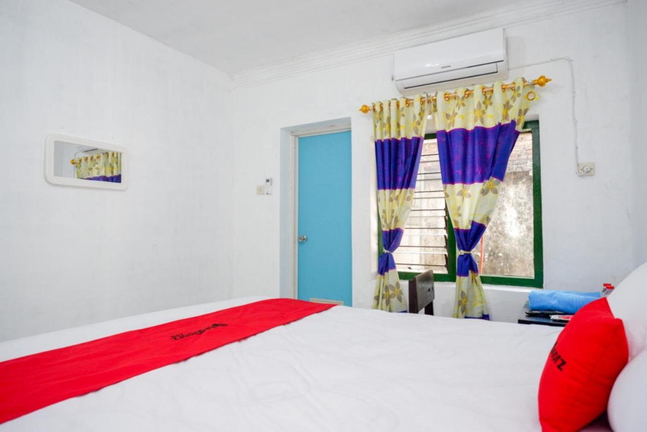 Reddoorz Syariah @ Ndalem Kembang Sore Jogyakarta Zewnętrze zdjęcie