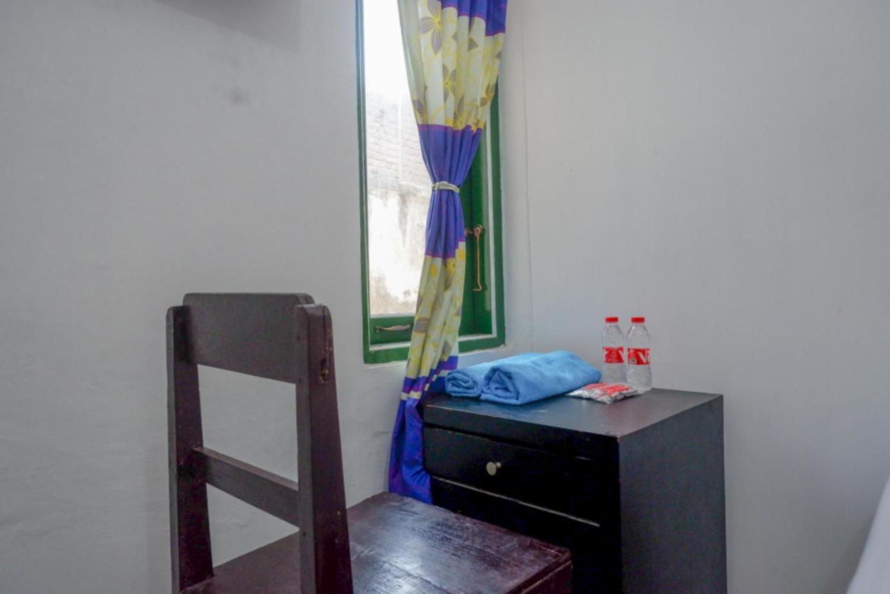 Reddoorz Syariah @ Ndalem Kembang Sore Jogyakarta Zewnętrze zdjęcie
